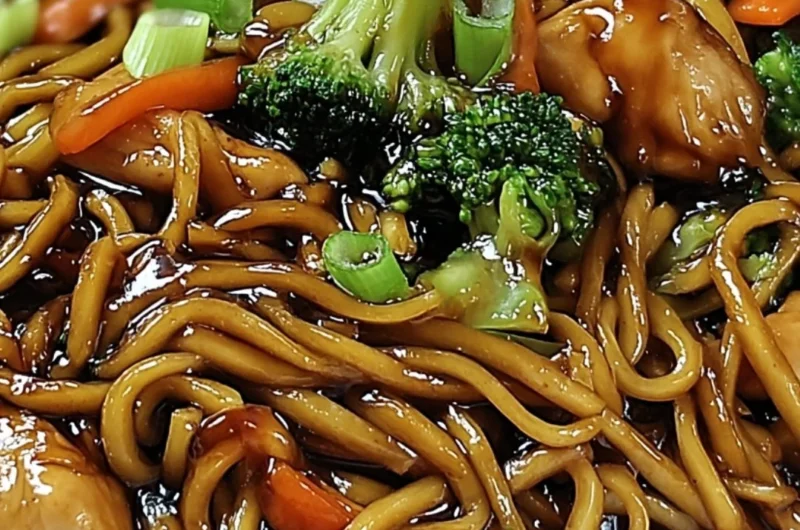 Extra saucy garlic chicken lo mein with tender chicken and flavorful noodles