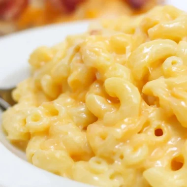 Cozy Chick-fil-A copycat mac and cheese served in a bowl