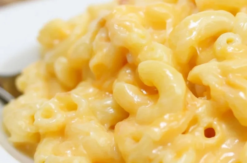 Cozy Chick-fil-A copycat mac and cheese served in a bowl