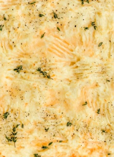 Delicious homemade Shepherd's Pie with mashed potatoes and ground meat